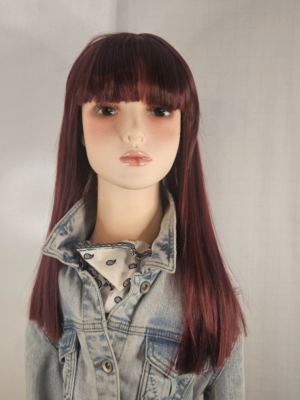 Elegant Sexy Burgundy Wine 18” Straight Cut Heat-Resistant Synthetic Wig
